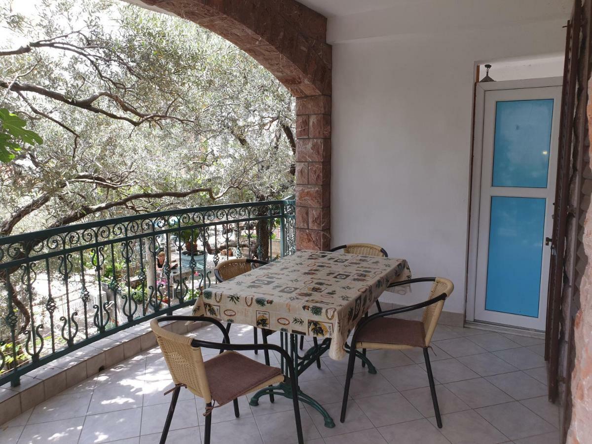Zoro Apartments Sveti Stefan Esterno foto
