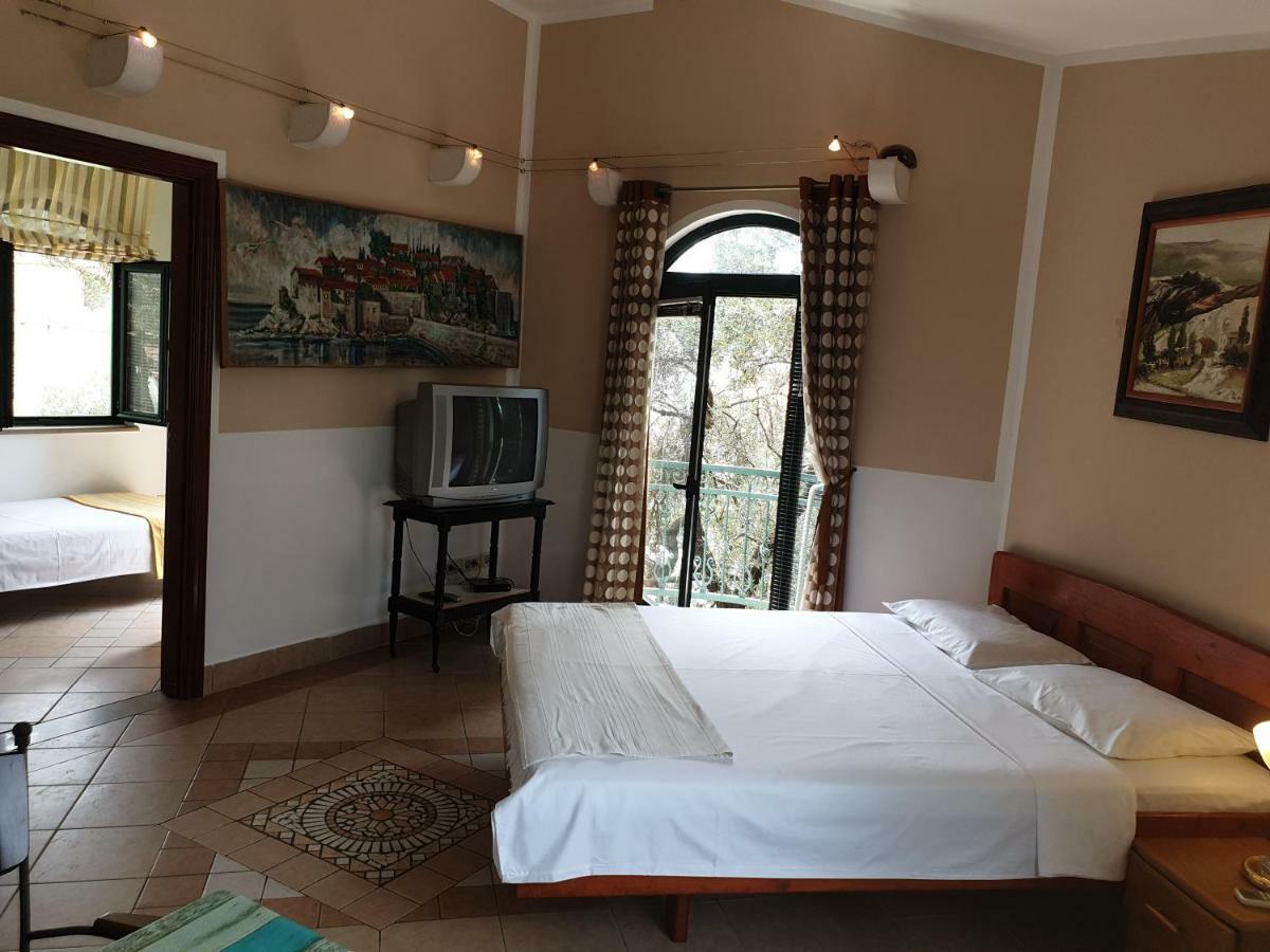 Zoro Apartments Sveti Stefan Esterno foto