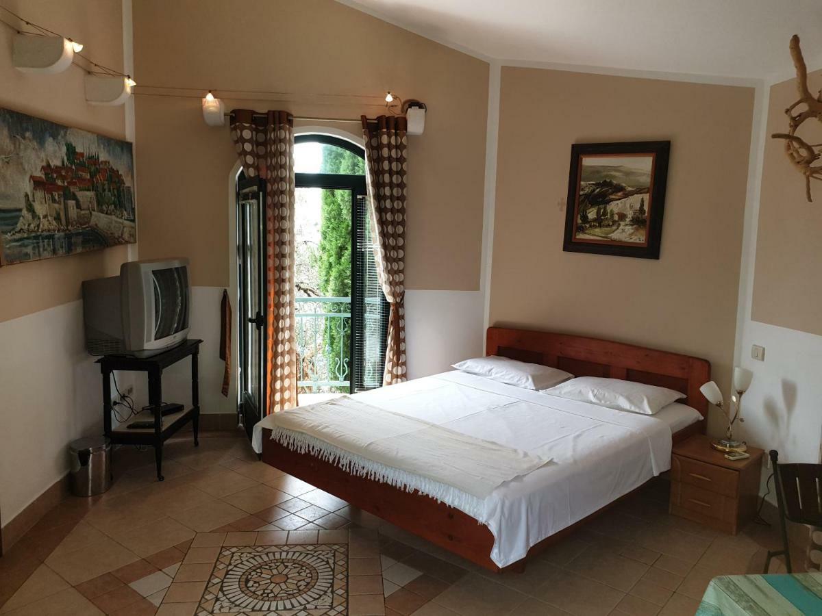 Zoro Apartments Sveti Stefan Esterno foto